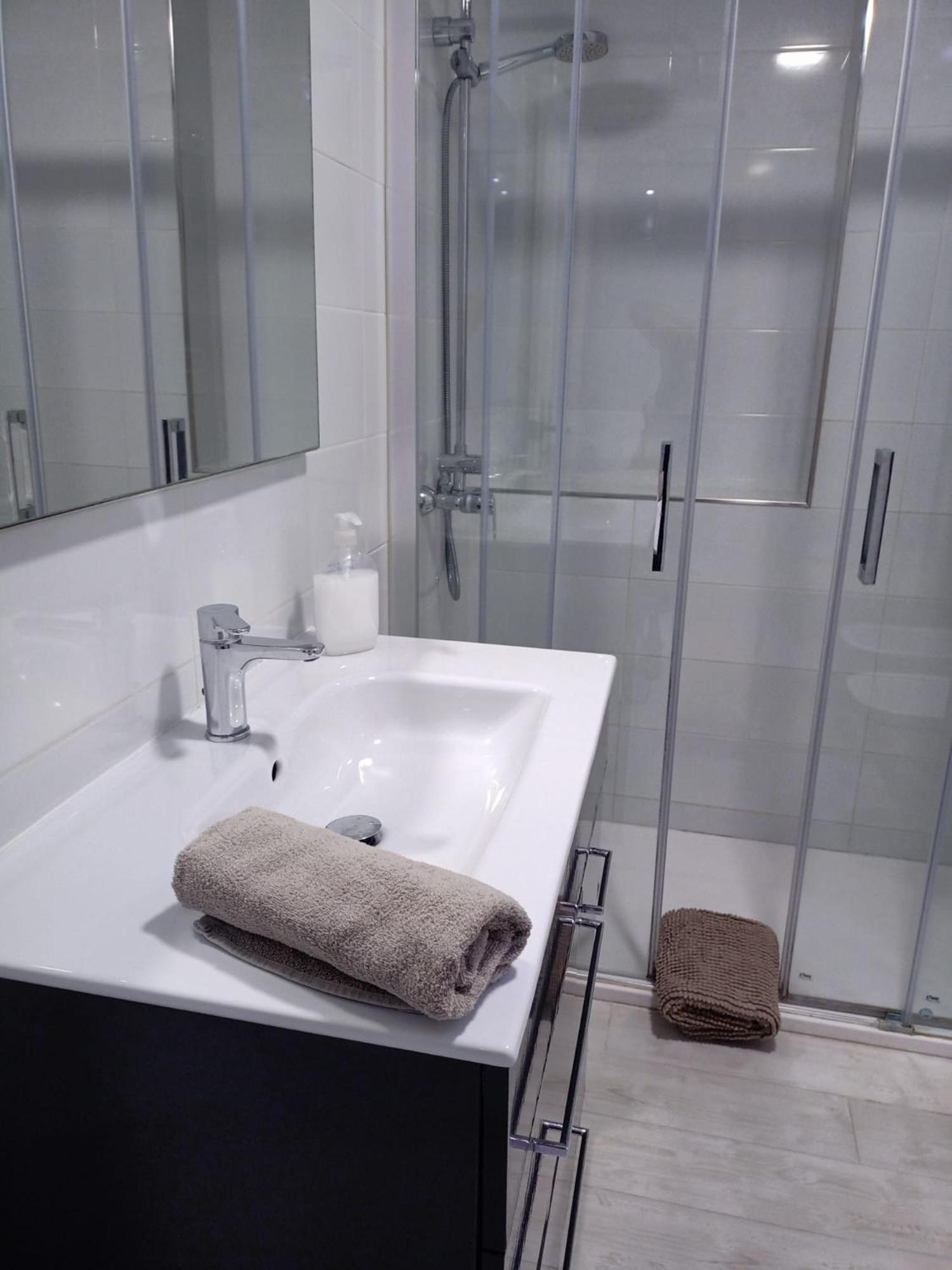 Ferienwohnung Piso Con Parkinprivado Y A10Minutosdelaplayaandando Málaga Exterior foto