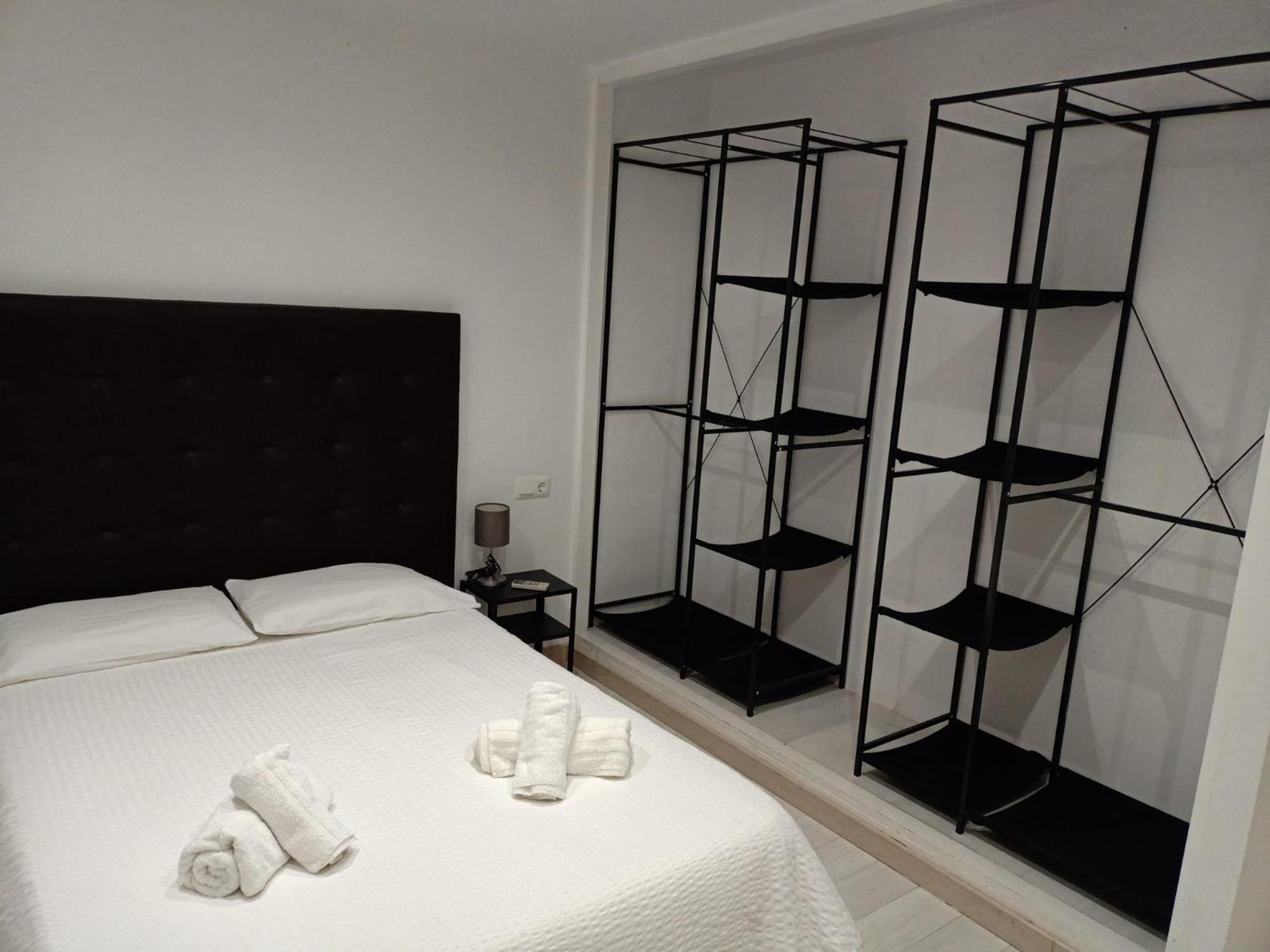 Ferienwohnung Piso Con Parkinprivado Y A10Minutosdelaplayaandando Málaga Exterior foto